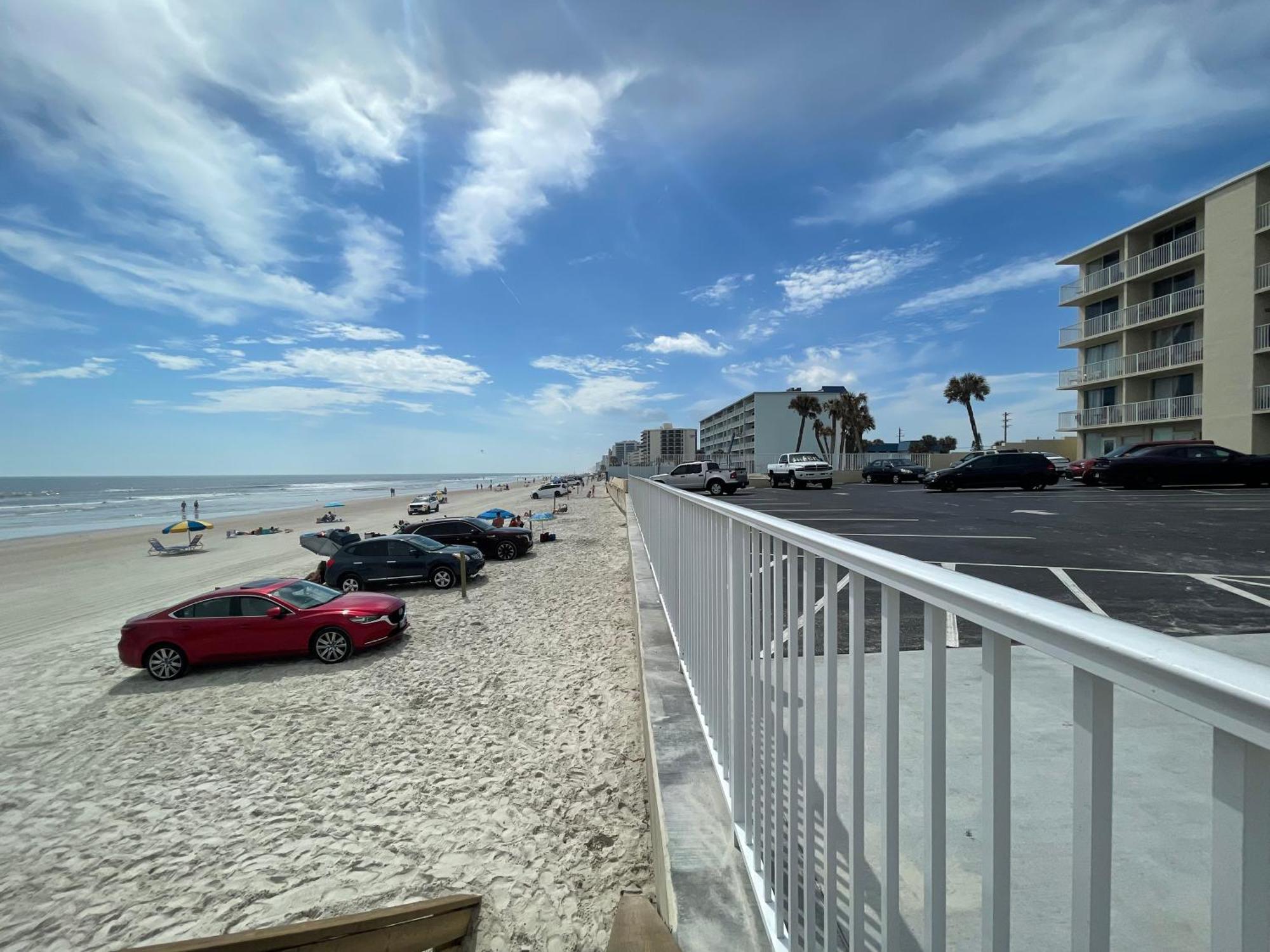 Sunset Studio Daytona Beachfront Extérieur photo